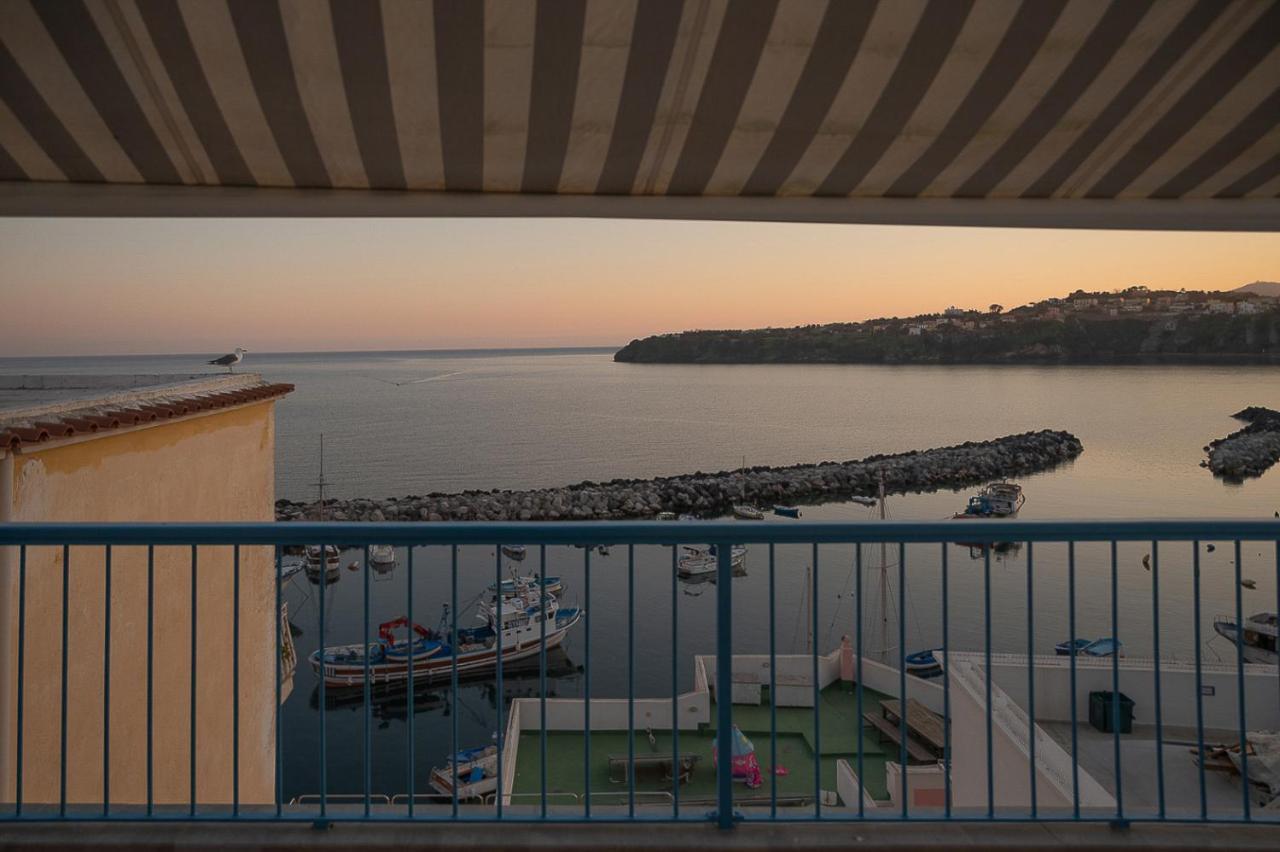 La Procidana House - Corricella Exlusive Terrace Villa Exterior photo